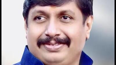 Dhangar community leader Uttam Jankar has extended his support to Dhairyasheel Mohite Patil (in pic) for Madha Lok Sabha constituency. (HT FILE) Dhangar community leader Uttam Jankar has extended his support to Dhairyasheel Mohite Patil (in pic) for Madha Lok Sabha constituency. (HT FILE)