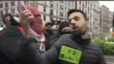 Harrowing video shows an Israeli man being attacked, assaulted by a protester at Columbia University (@YosephHaddad/X) Harrowing video shows an Israeli man being attacked, assaulted by a protester at Columbia University (@YosephHaddad/X)