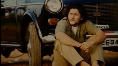 Arshad Warsi, known for the Munna Bhai series, the Dhamaal series, the Golmaal series, and many more films, made his acting debut in 1996 with Tere Mere Sapne. Arshad Warsi, known for the Munna Bhai series, the Dhamaal series, the Golmaal series, and many more films, made his acting debut in 1996 with Tere Mere Sapne.