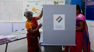 Election officials set up a polling booth at a school in Tamil Nadu. (Reuters)