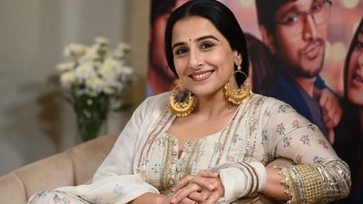 Vidya Balan poses for a picture during the promotion of her Indian Hindi-language romantic comedy film Do Aur Do Pyaar. (AFP) Vidya Balan poses for a picture during the promotion of her Indian Hindi-language romantic comedy film Do Aur Do Pyaar. (AFP)