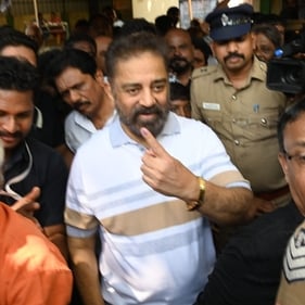Kamal Haasan gets mobbed at a polling booth