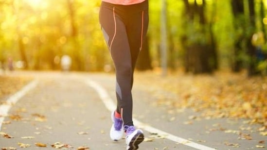 Walking after meals helps in lowering blood sugar level of the body and also has less impact and stress on the joints.&nbsp;(Shutterstock)
