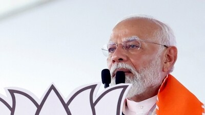 Prime Minister Narendra Modi addresses the public meeting ahead of Lok Sabha Polls, in Wardha on Friday. (ANI) Prime Minister Narendra Modi addresses the public meeting ahead of Lok Sabha Polls, in Wardha on Friday. (ANI)