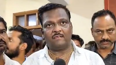 Hubbali stabbing case: Congress corporator Niranjan Hiremath speaks to reporters on Friday about his daughter's killing on a college campus in Hubballi. (ANI) Hubbali stabbing case: Congress corporator Niranjan Hiremath speaks to reporters on Friday about his daughter's killing on a college campus in Hubballi. (ANI)