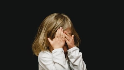 When we deal with difficult family dynamics, it can make us feel anxious and overwhelmed. "When living with Complex PTSD, small, consistent actions lead to big changes. Focusing on one strategy at a time allows it to become comfortable and natural, building your internal strength and resilience. This process isn't just about improving family relationships; it's about empowering yourself, reinforcing your boundaries, and nurturing your well-being," wrote Therapist Linda Meredith. (Unsplash) When we deal with difficult family dynamics, it can make us feel anxious and overwhelmed. "When living with Complex PTSD, small, consistent actions lead to big changes. Focusing on one strategy at a time allows it to become comfortable and natural, building your internal strength and resilience. This process isn't just about improving family relationships; it's about empowering yourself, reinforcing your boundaries, and nurturing your well-being," wrote Therapist Linda Meredith. (Unsplash)