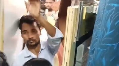 The video captured by a passenger on the train showed people blocking the pathway to the washroom and standing at the entry and exit doors. (X/Kapil) The video captured by a passenger on the train showed people blocking the pathway to the washroom and standing at the entry and exit doors. (X/Kapil)