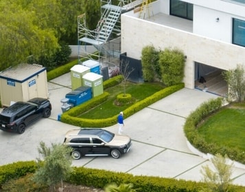 Workers were seen around the property, reported the portal. Workers were seen around the property, reported the portal.