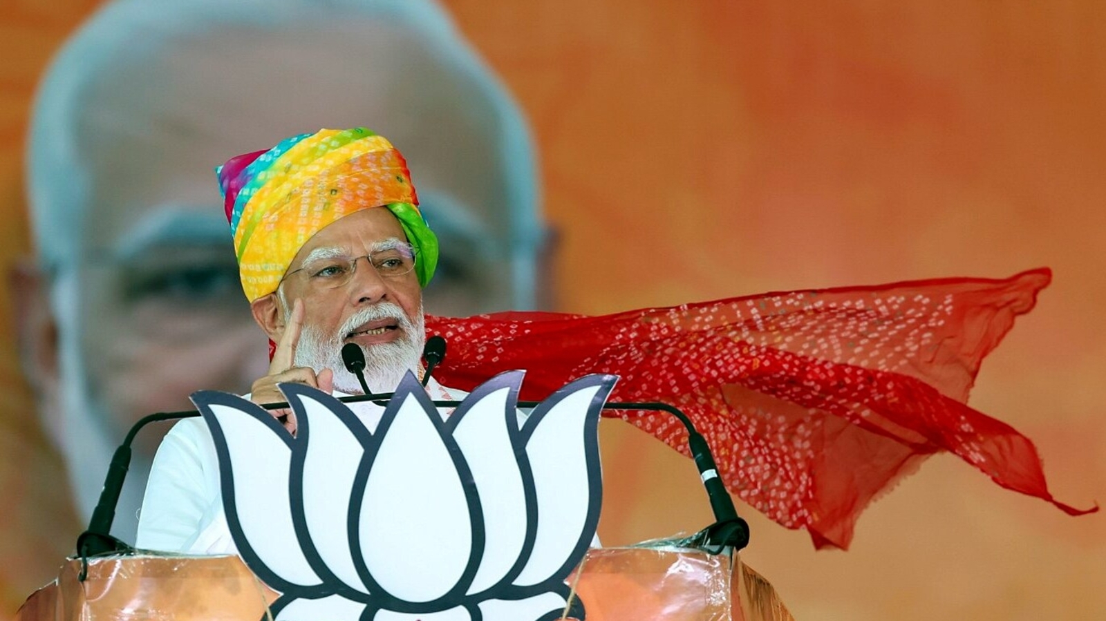 Congress will take away your gold, land, redistribute it, says PM Modi - Vimarsana News