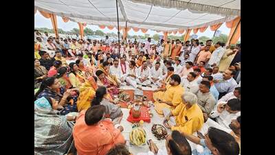 A ‘bhoomi pujan’ event underway at Kothi Meena Bazar Ground in Agra ahead of PM Narendra Modi’s scheduled public meeting there on April 25. (Sourced)
