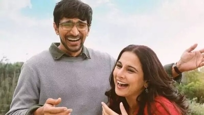 Do Aur Do Pyaar box office collection day 2: Pratik Gandhi and Vidya Balan in a still from the film. Do Aur Do Pyaar box office collection day 2: Pratik Gandhi and Vidya Balan in a still from the film.
