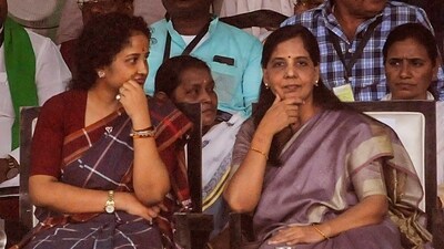Ranchi: Jailed Delhi CM Arvind Kejriwal's wife Sunita Kejriwal and jailed former Jharkhand CM Hemant Soren's wife Kalpana Soren during I.N.D.I.A. bloc's 'Ulgulan Nyay Maharally'. (PTI) Ranchi: Jailed Delhi CM Arvind Kejriwal's wife Sunita Kejriwal and jailed former Jharkhand CM Hemant Soren's wife Kalpana Soren during I.N.D.I.A. bloc's 'Ulgulan Nyay Maharally'. (PTI)