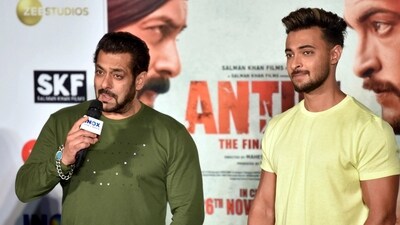 Salman Khan and Aayush Sharma during a promotional event. (File Photo) Salman Khan and Aayush Sharma during a promotional event. (File Photo)