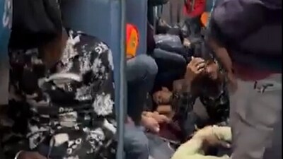 Congress leader Rahul Gandhi shared a video of a jam-packed train. (Rahul Gandhi/X) Congress leader Rahul Gandhi shared a video of a jam-packed train. (Rahul Gandhi/X)