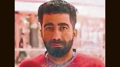 The body of the victim, Tajinder Sharma, alias Teji, was handed over to his family members after post-mortem at the local civil hospital on Sunday. The victim was a graphic designer and worked for a software company here. (HT File)