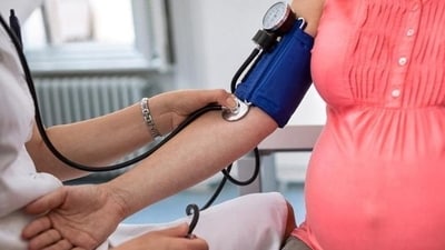 4. Cardiac Output Changes: Anemia can also affect cardiac output, which is the volume of blood pumped by the heart per minute. Initially, the heart may try to increase cardiac output to compensate for decreased oxygen-carrying capacity. However, if the anemia is severe or chronic, the heart may become less efficient over time, leading to decreased cardiac output and symptoms of fatigue, weakness, and shortness of breath. (Photo by Shutterstock)