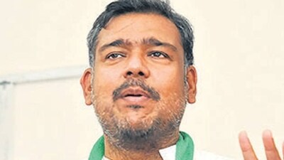 Congress leader Vishal Patil who has filed his nomination as an independent candidate in Sangli (UDAY DEOLEKAR) Congress leader Vishal Patil who has filed his nomination as an independent candidate in Sangli (UDAY DEOLEKAR)
