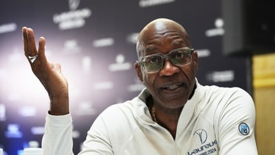 At the 1976 Montreal Olympics, Moses won gold and set his first world record of 47.64 secs (Laureus)