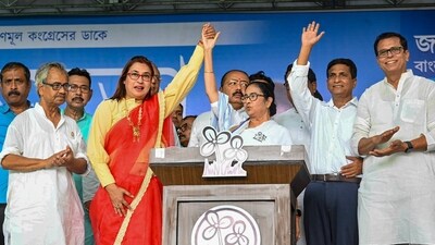 West Bengal CM and TMC chief Mamata Banerjee with party candidate Satabdi Roy during a public meeting at Tarapith in Birbhum district, West Bengal. (PTI) West Bengal CM and TMC chief Mamata Banerjee with party candidate Satabdi Roy during a public meeting at Tarapith in Birbhum district, West Bengal. (PTI)
