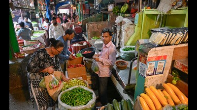 Centre is preparing a five-year action plan to grab 10% of the $405 billion exports market of 20 farm produce (Hindustan Times) Centre is preparing a five-year action plan to grab 10% of the $405 billion exports market of 20 farm produce (Hindustan Times)