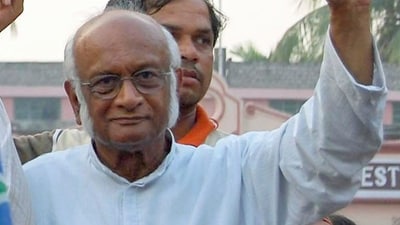 Satyabrata Mookherjee (Posthumous): Satyabrata Mookherjee was a renowned Indian politician and the former governor of West Bengal. He was awarded the Padma Bhushan posthumously for his contributions to the field of public affairs.&nbsp; (PTI)
