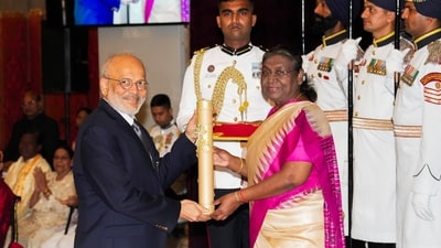 Tejas Madhusudan Patel (Gujarat): Tejas Madhusudan Patel is a renowned Indian architect and urban planner who has been awarded the Padma Bhushan for his contributions to the field of architecture. He has designed several iconic buildings in India and abroad and has been a fellow of the Indian Institute of Architects.&nbsp; (PTI)