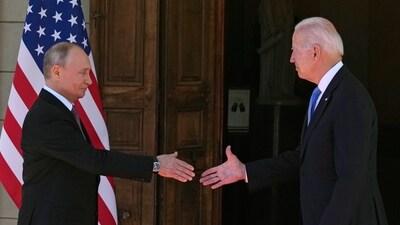 Russian President Vladimir Putin and US President Joe Biden shake hands at a meeting at the 'Villa la Grange' in Geneva, Switzerland in 2021. (AP) Russian President Vladimir Putin and US President Joe Biden shake hands at a meeting at the 'Villa la Grange' in Geneva, Switzerland in 2021. (AP)