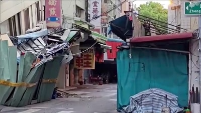 The series of quakes started Monday around 5:00 pm, originating from Hualien on the central east coast of Taiwan. (AP) The series of quakes started Monday around 5:00 pm, originating from Hualien on the central east coast of Taiwan. (AP)