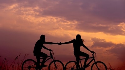 Daily Love and Relationship Horoscope 2024: Find out love predictions for April 24. (Unsplash)
