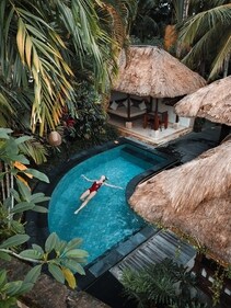 A small pool adds a playful element to your retreat (Pexels) A small pool adds a playful element to your retreat (Pexels)