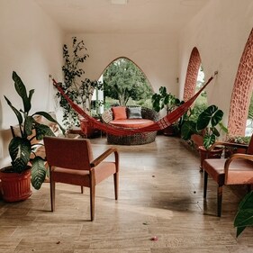 A hammock makes for a minimalist way to add to your unwind time (Pexels) A hammock makes for a minimalist way to add to your unwind time (Pexels)