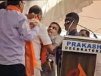 Union Minister and BJP candidate Nitin Gadkari faints while addressing a public meeting for Lok Sabha elections, at Pusad in Yavatmal district. Union Minister and BJP candidate Nitin Gadkari faints while addressing a public meeting for Lok Sabha elections, at Pusad in Yavatmal district.