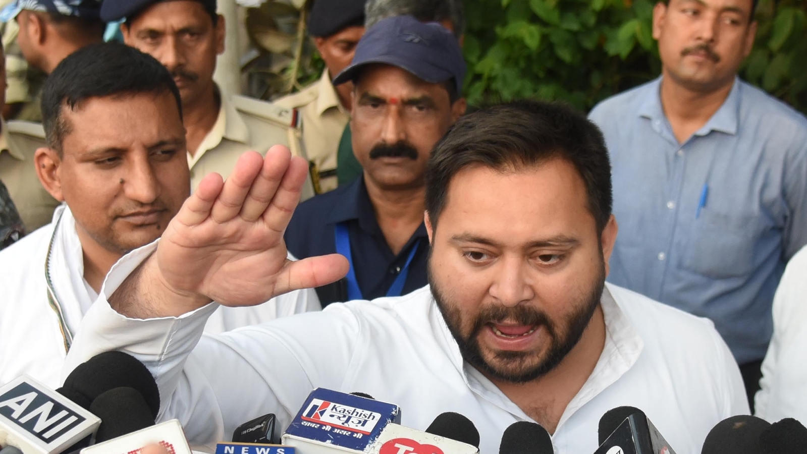 'Who snatched mangalsutra of…': Tejashwi Yadav attacks Narendra Modi over Pulwama, Covid | Latest News India - Vimarsana News