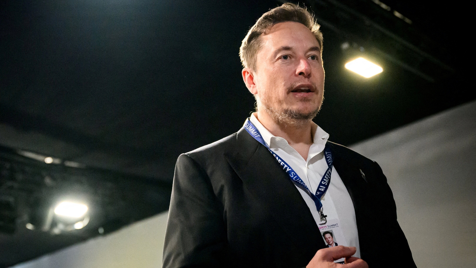 'Drive an FSD if you want to buy Tesla stock', Elon Musk's advice to investors - Vimarsana News
