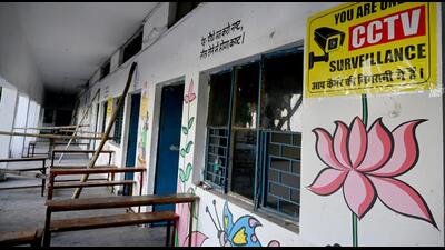 A polling booth at Chet Ram Sharma College of Education in Sector 45, Noida on Wednesday. (Sunil Ghosh/HT Photo) A polling booth at Chet Ram Sharma College of Education in Sector 45, Noida on Wednesday. (Sunil Ghosh/HT Photo)
