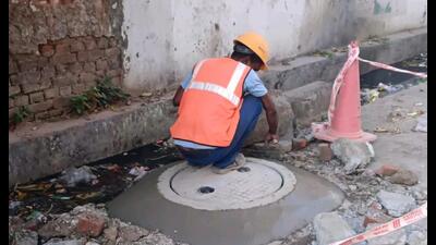 Jal Sansthan will now conduct daily inspections across all zones, focusing on broken/open manholes along sewer lines. (Sourced) Jal Sansthan will now conduct daily inspections across all zones, focusing on broken/open manholes along sewer lines. (Sourced)