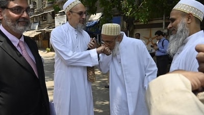 Syedna Saifuddin’s members issued a statement that they were most gratified by the passing of the landmark judgment in what was a historic and defining moment for the community. (Anshuman Poyrekar/ Hindustan Times) Syedna Saifuddin’s members issued a statement that they were most gratified by the passing of the landmark judgment in what was a historic and defining moment for the community. (Anshuman Poyrekar/ Hindustan Times)