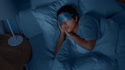Don’t fall for online fads or unproven methods to fall asleep and stay asleep. Instead, try these simple tricks recommended by sleep experts. (Shutterstock) Don’t fall for online fads or unproven methods to fall asleep and stay asleep. Instead, try these simple tricks recommended by sleep experts. (Shutterstock)