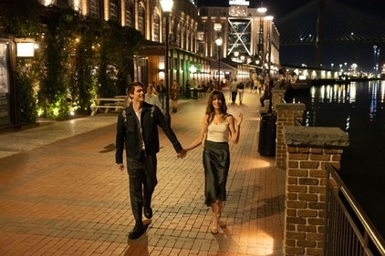 Anne Hathaway and Nicolas Galitzine in The Idea of You.