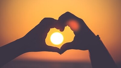 Daily Love and Relationship Horoscope 2024: Find out love predictions for April 26. (Unsplash)