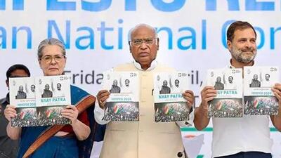 Congress President Mallikarjun Kharge with senior party leaders Sonia Gandhi and Rahul Gandhi released the party’s manifesto on April 5 ahead of Lok Sabha elections (PTI Photo) Congress President Mallikarjun Kharge with senior party leaders Sonia Gandhi and Rahul Gandhi released the party’s manifesto on April 5 ahead of Lok Sabha elections (PTI Photo)