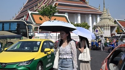 Bangkok has been experiencing extreme heat for the sixth day in a row, with temperatures in Thailand nearing record highs. The number of heat-related deaths is approaching last year's total. (AFP) Bangkok has been experiencing extreme heat for the sixth day in a row, with temperatures in Thailand nearing record highs. The number of heat-related deaths is approaching last year's total. (AFP)