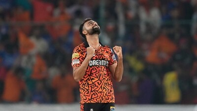 It was Jaydev Unadkat who took Kohli's wicket. Playing in his 100th IPL match, Unadkat recorded figures of 3/30. However, despite his efforts and Kohli's innings, Cameron Green's unbeaten 37 off 20, coupled with handy cameos from Dinesh Karthik and Swapnil Singh helped RCB cross the 200-run mark. (AP) It was Jaydev Unadkat who took Kohli's wicket. Playing in his 100th IPL match, Unadkat recorded figures of 3/30. However, despite his efforts and Kohli's innings, Cameron Green's unbeaten 37 off 20, coupled with handy cameos from Dinesh Karthik and Swapnil Singh helped RCB cross the 200-run mark. (AP)