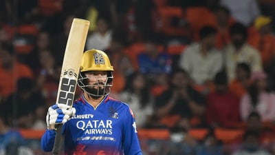 SRH's bowlers then put a chokehold on RCB after the powerplay. The visitors were pretty much bailed out of a defeat due to that period by Rajat Patidar who smashed 50 in 20 balls, including four consecutive sixes in the 11th over of the bowling of Mayank Markande. (PTI) SRH's bowlers then put a chokehold on RCB after the powerplay. The visitors were pretty much bailed out of a defeat due to that period by Rajat Patidar who smashed 50 in 20 balls, including four consecutive sixes in the 11th over of the bowling of Mayank Markande. (PTI)