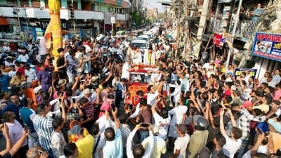 Neha Sharma shared&nbsp;a series of&nbsp;photos of the rally on her Instagram handle and captioned her post, "Thank you for all the love ❤️ #forevergrateful #proudbihari #bhagalpur." (Instagram/@mybhagalpur)