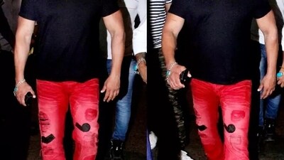 Salman went from Barbie pink to blood red in no time. He contrasted his black T-shirt with a pant so red that it would give the Ferrari a run for its money. Salman went from Barbie pink to blood red in no time. He contrasted his black T-shirt with a pant so red that it would give the Ferrari a run for its money.