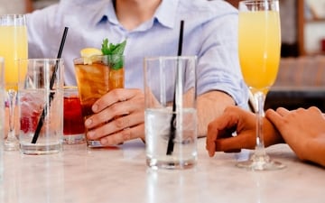 Keep cool, grab a fruity drink this summer (Unsplash) Keep cool, grab a fruity drink this summer (Unsplash)