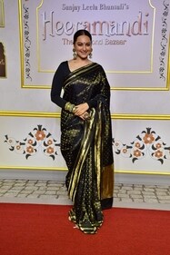 Sonakshi Sinha aka Heeramandi's Fareedan shines in black and gold Sonakshi Sinha aka Heeramandi's Fareedan shines in black and gold