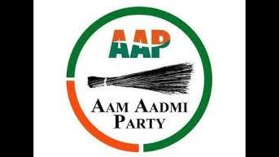 According to AAP leaders, the excited workers stuffed laddus in an empty carton which had the name and logo of a liquor company. (HT File Photo) According to AAP leaders, the excited workers stuffed laddus in an empty carton which had the name and logo of a liquor company. (HT File Photo)