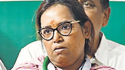 Gaikwad was keen to contest from Mumbai South Central which covers her home turf Dharavi and was also represented by her father, the late Eknath Gaikwad, between 2009 and 2014. However, the Congress failed to get it in the negotiations with the Shiv Sena (UBT), which fielded Anil Desai (HT PHOTO) Gaikwad was keen to contest from Mumbai South Central which covers her home turf Dharavi and was also represented by her father, the late Eknath Gaikwad, between 2009 and 2014. However, the Congress failed to get it in the negotiations with the Shiv Sena (UBT), which fielded Anil Desai (HT PHOTO)